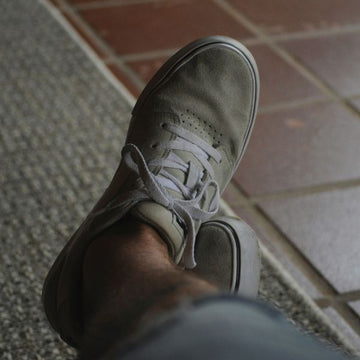 what are adaptive shoes | Cadense Adaptive shoes for seniors
