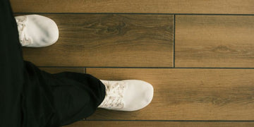 Foot Drop Shoes vs Regular Shoes: What’s the Difference? - Cadense Adaptive Shoes for foot drop