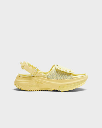 [color: lemonade] AERIO Women's Sandal-Slide Hybrid